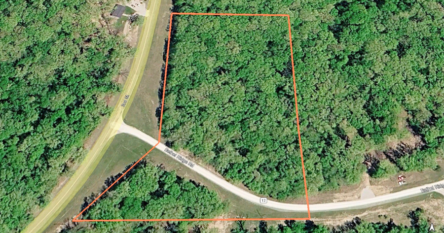5.7 Acres on Hwy O
